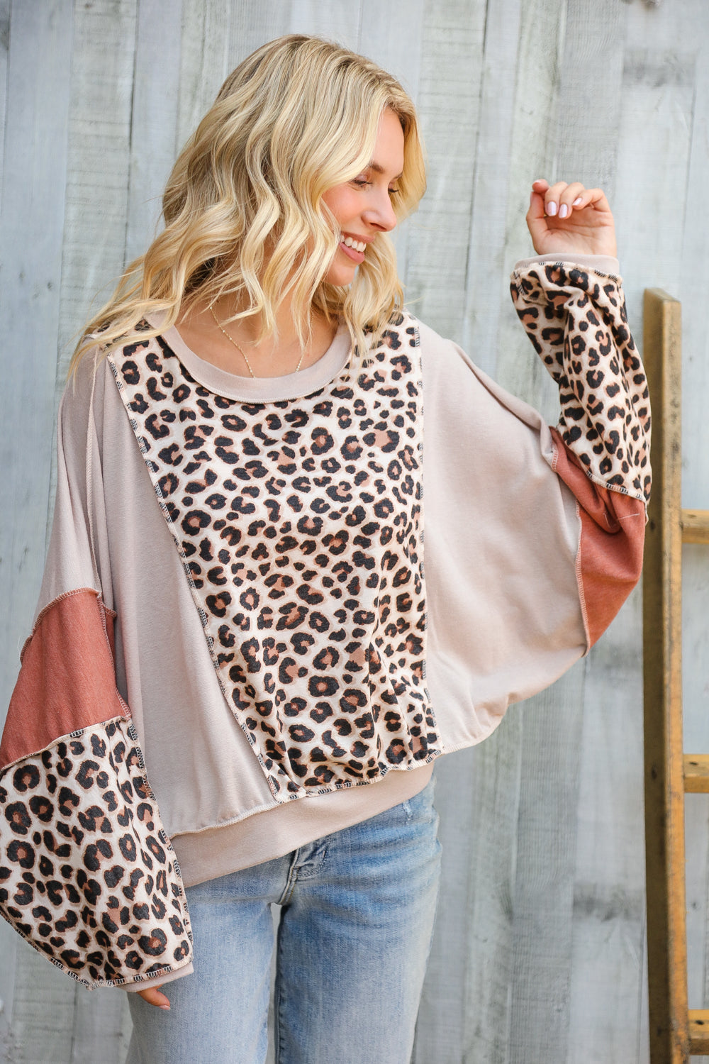 Haptics Leopard Print Colorblock & Out-seam Overlock Stitching Long Sleeve Top