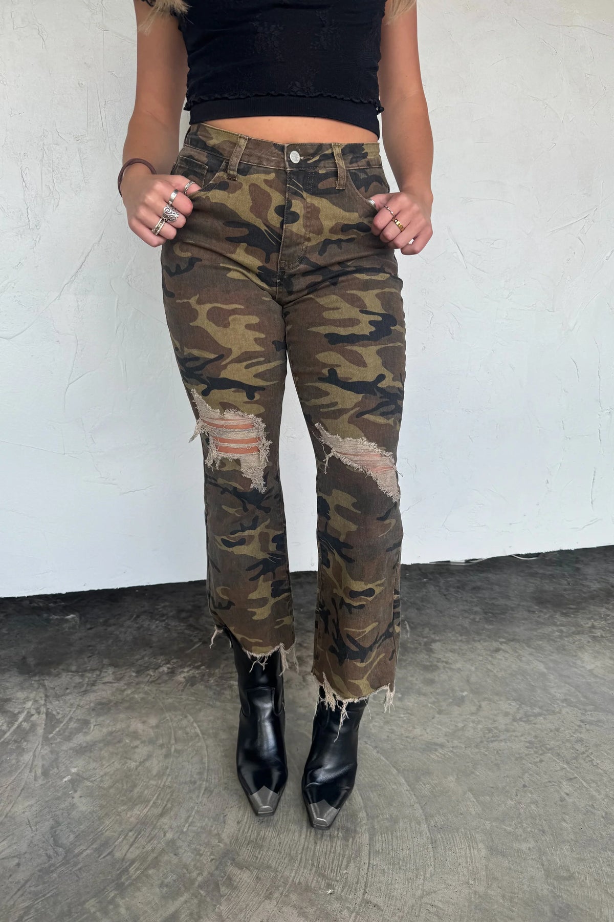 Blakeley URBAN CAMO DISTRESSED JEAN