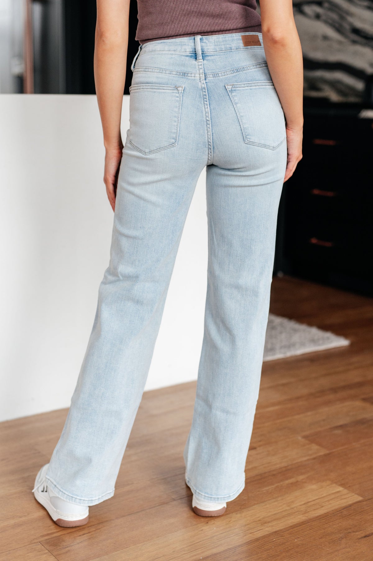 Judy Blue Brooke High Rise Tummy Control Top Vintage Wash Straight Jeans Jeans