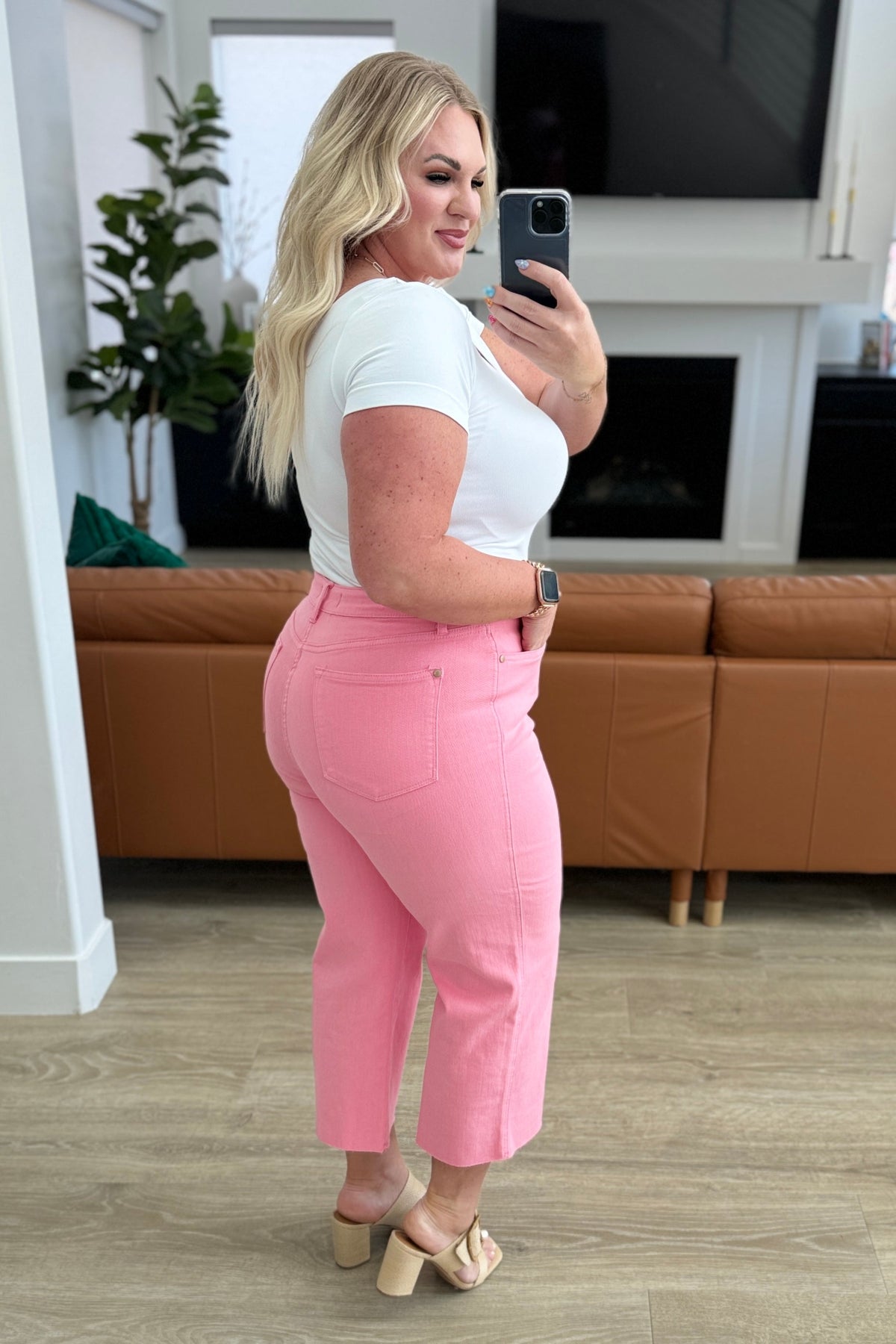 Judy Blue Lisa High Rise Control Top Wide Leg Crop Jeans in Pink Denim