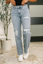 Jade Mid Rise 90's Straight Womens