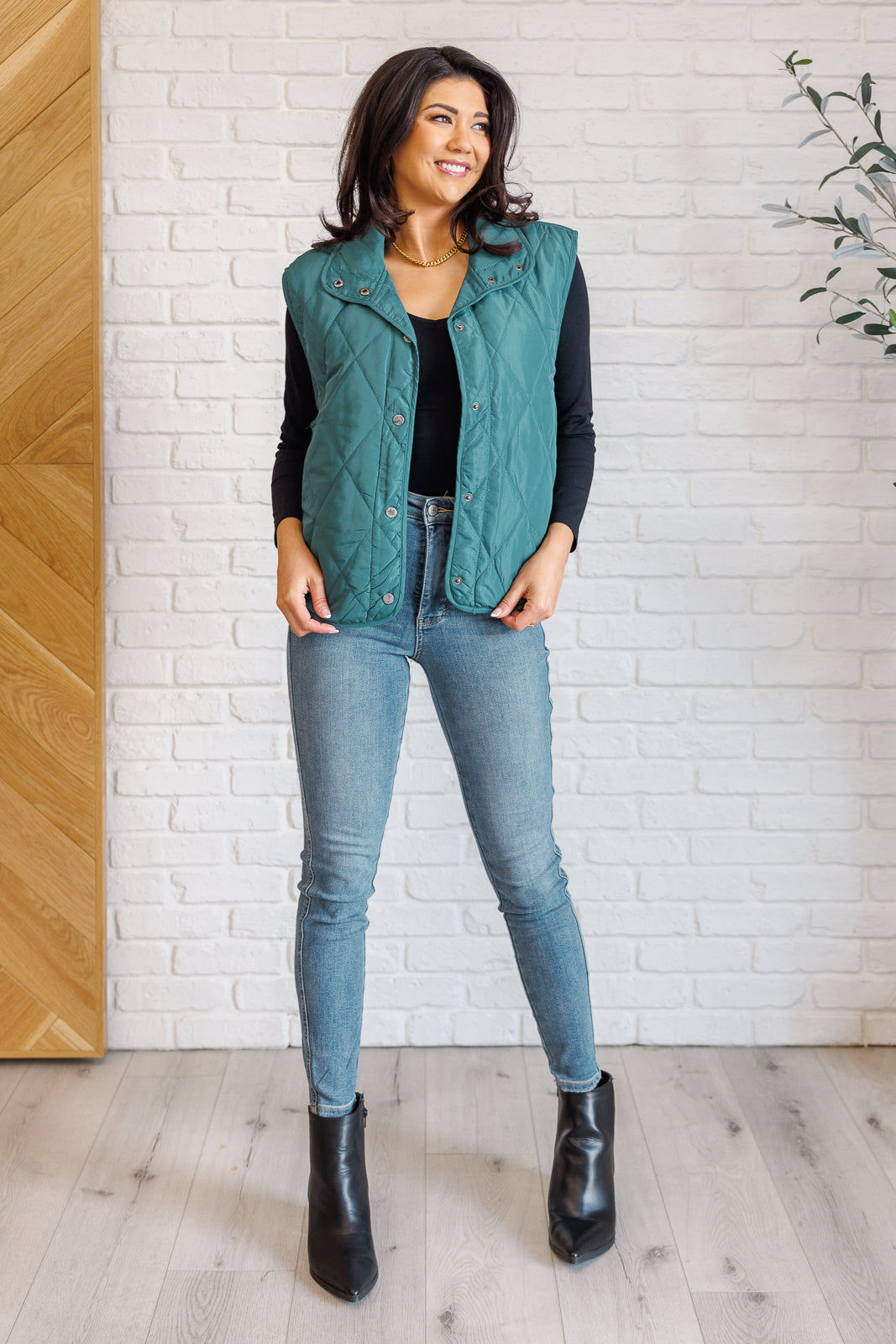 Haptics Layering Queen Quilted Puffer Vest in Hunter Green Layers