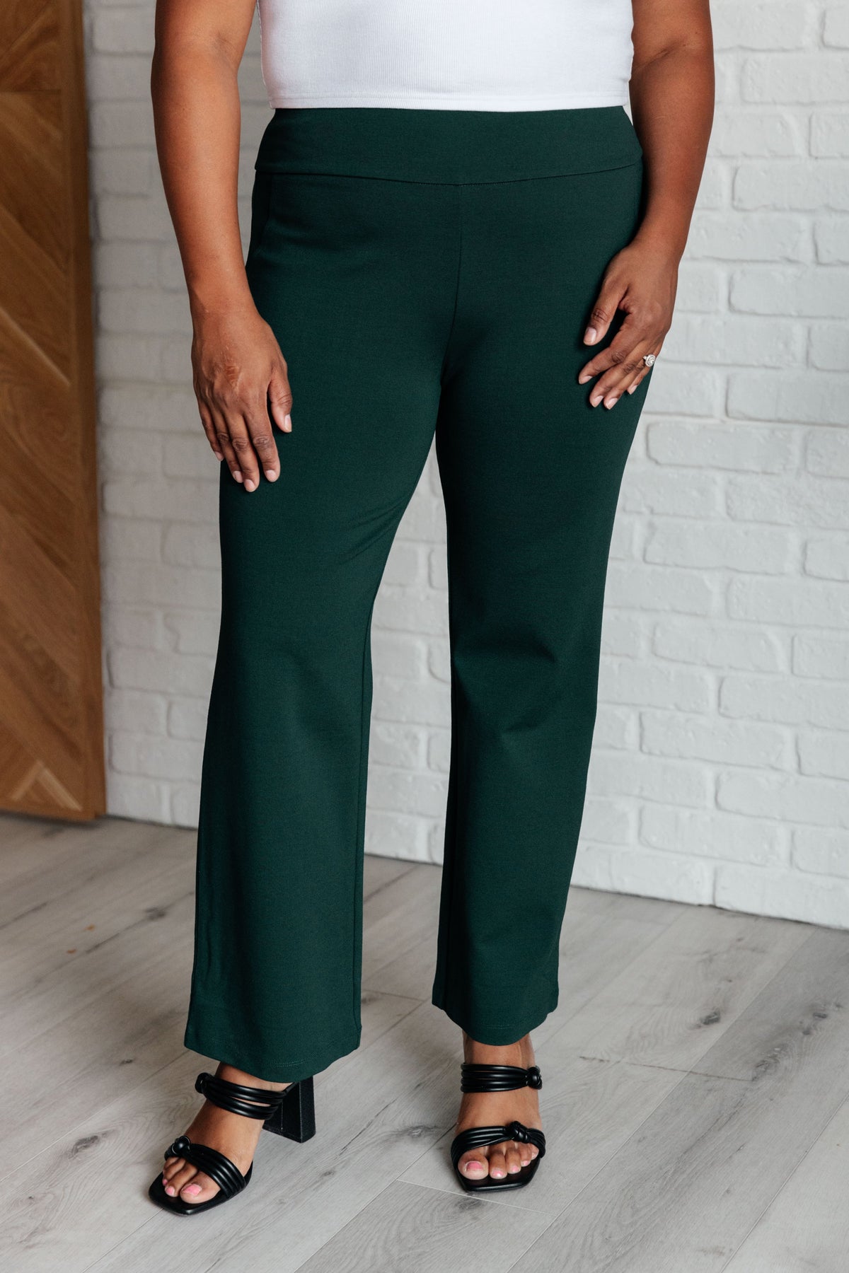 Dear Scarlett Magic Straight Pants in Hunter Green 3XL Pants