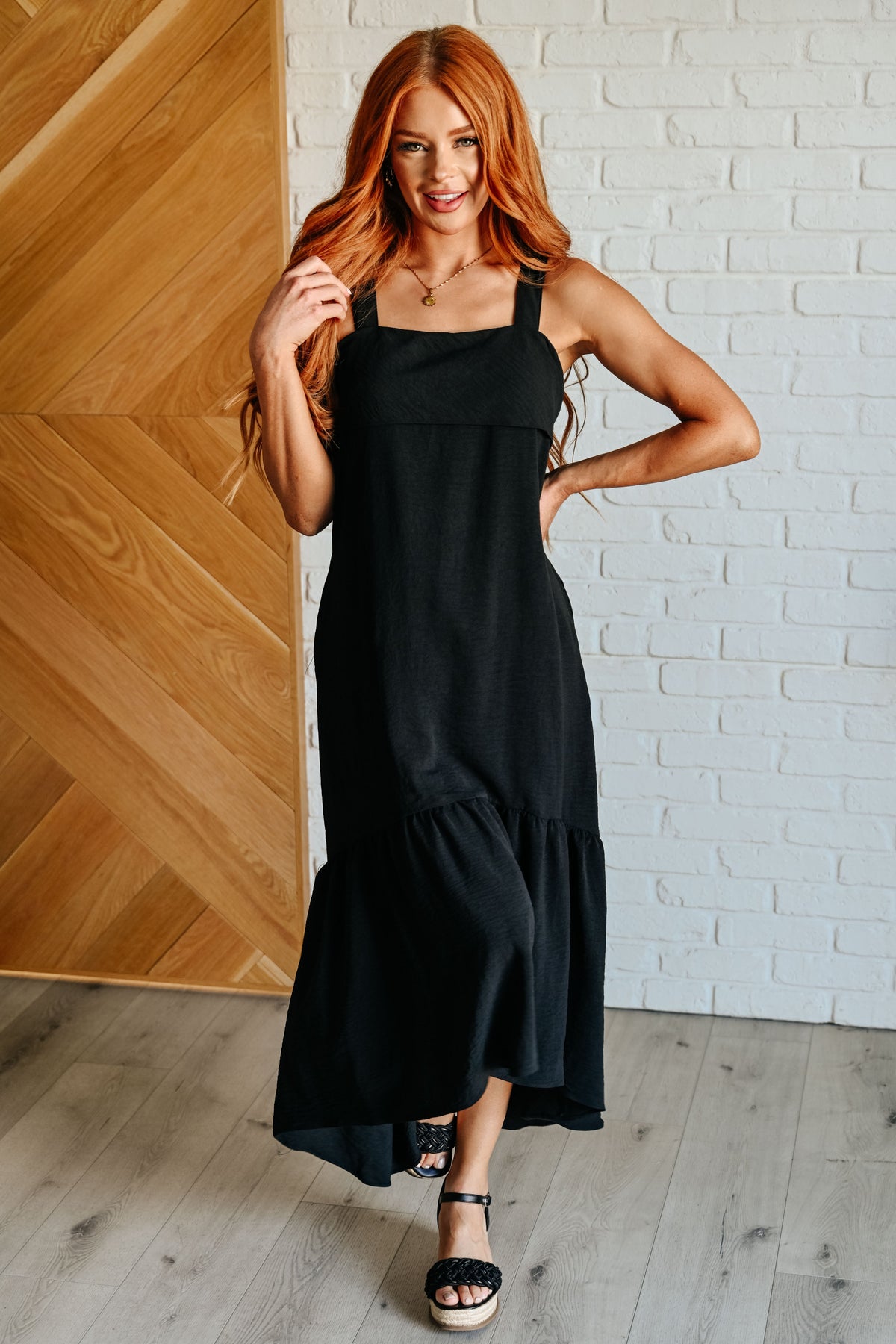 Jodifl Nightlife Tie Back Crinkle Woven Black Maxi Dress Dresses