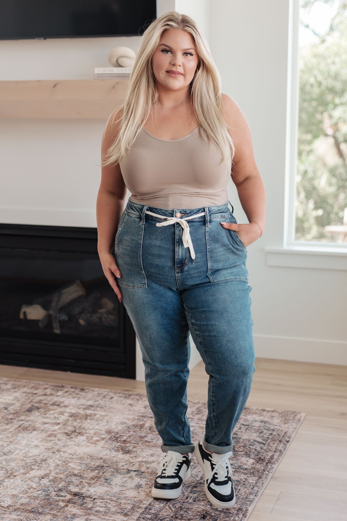 Judy Blue Payton Pull On Denim Joggers in Medium Wash Womens