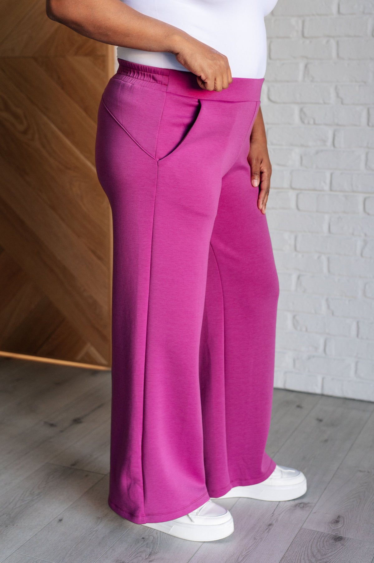 Dear Scarlett Resort Travel Wide Leg Crop Pant in Magenta Pants