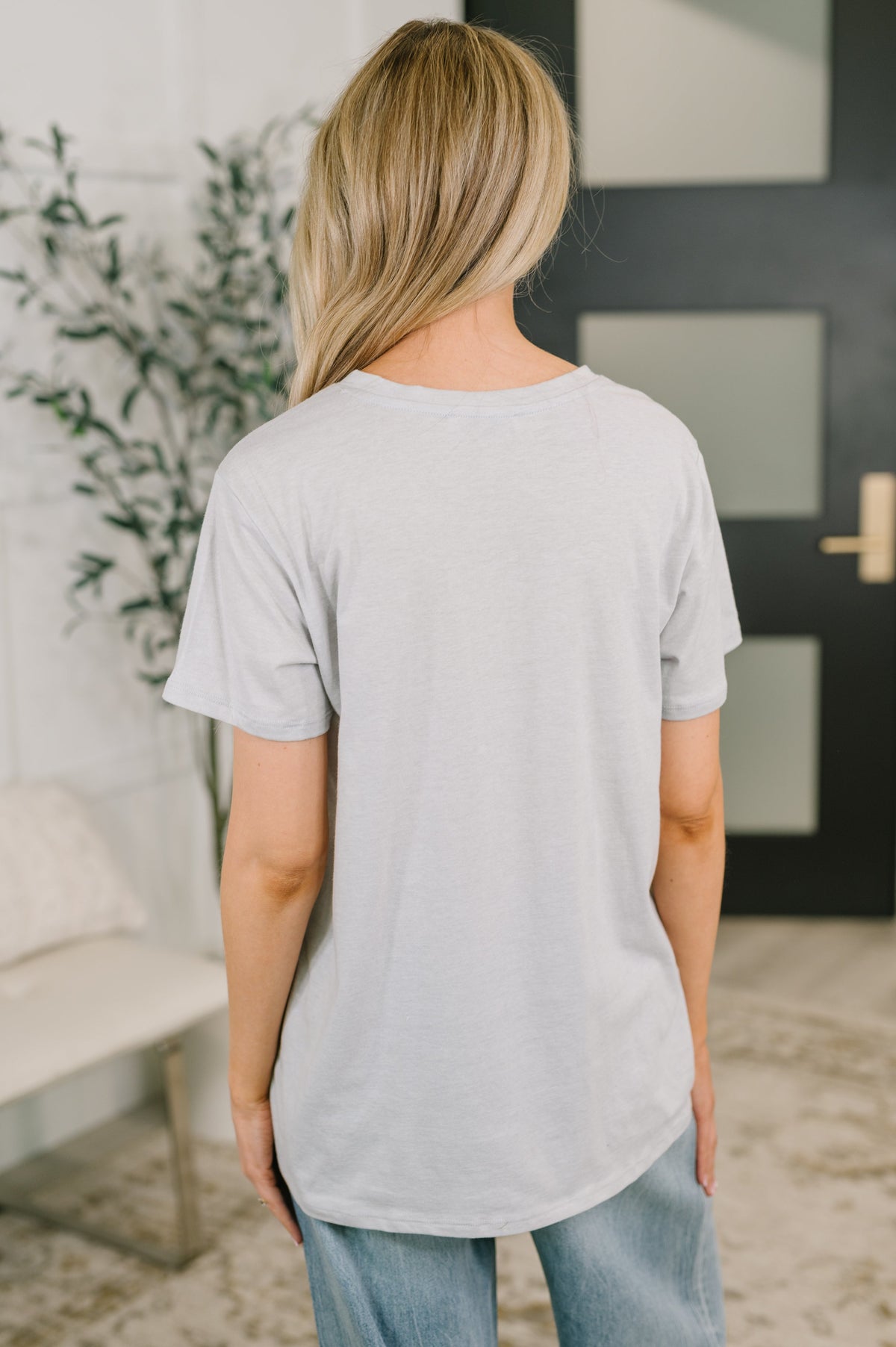 Zenana Rest Assured Basic Relaxed Tee in Heather Grey Womens
