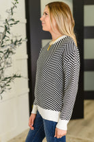 One Eleven North Super Secret Black & White Chevron Sweater Womens
