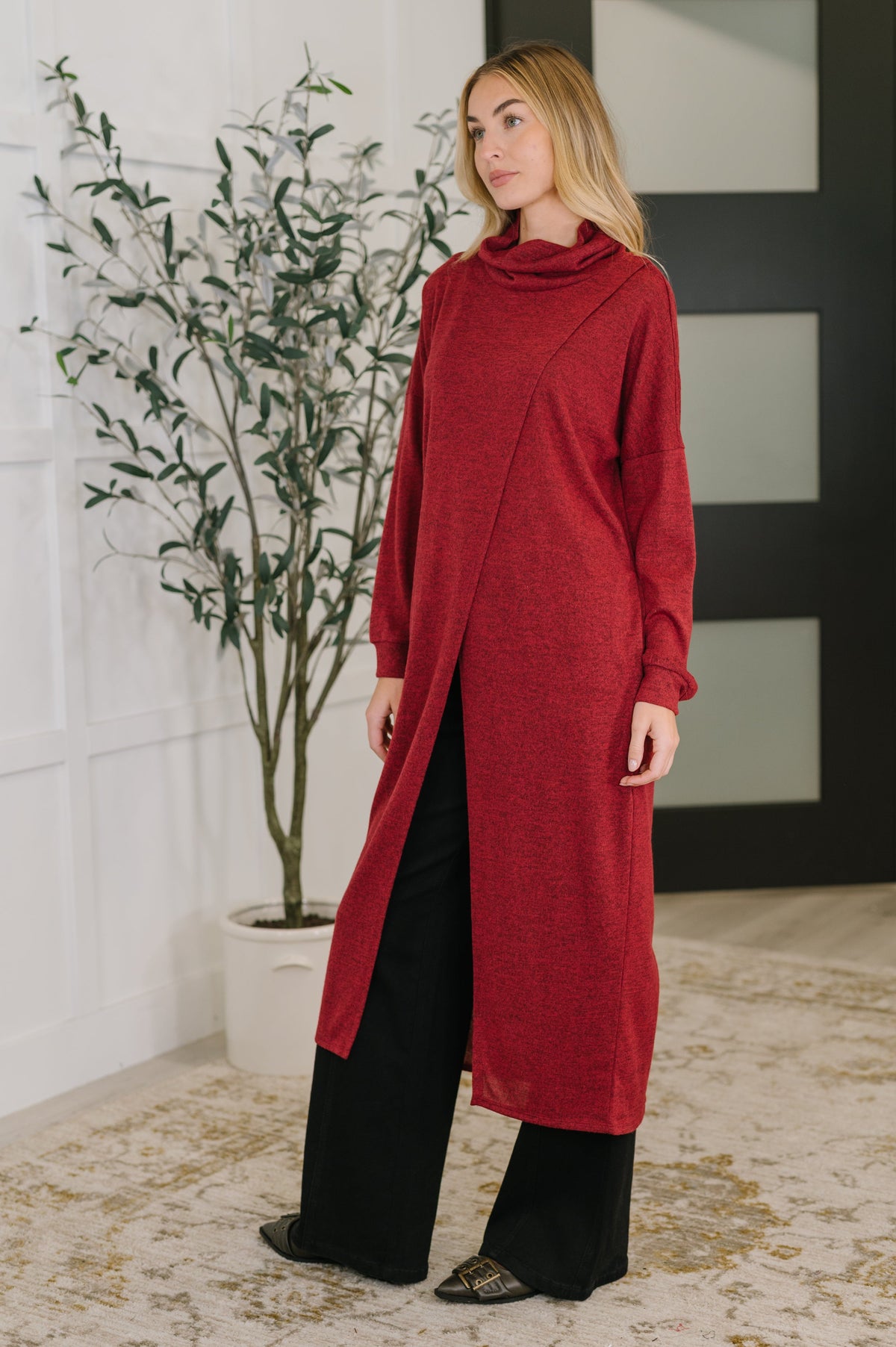Dear Scarlett Travel City Scape Turtle Neck Tunic in Wine Tops