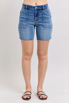 Judy Blue Mid Rise Bermudas Denim Shorts W/ Back Flap Pockets MD